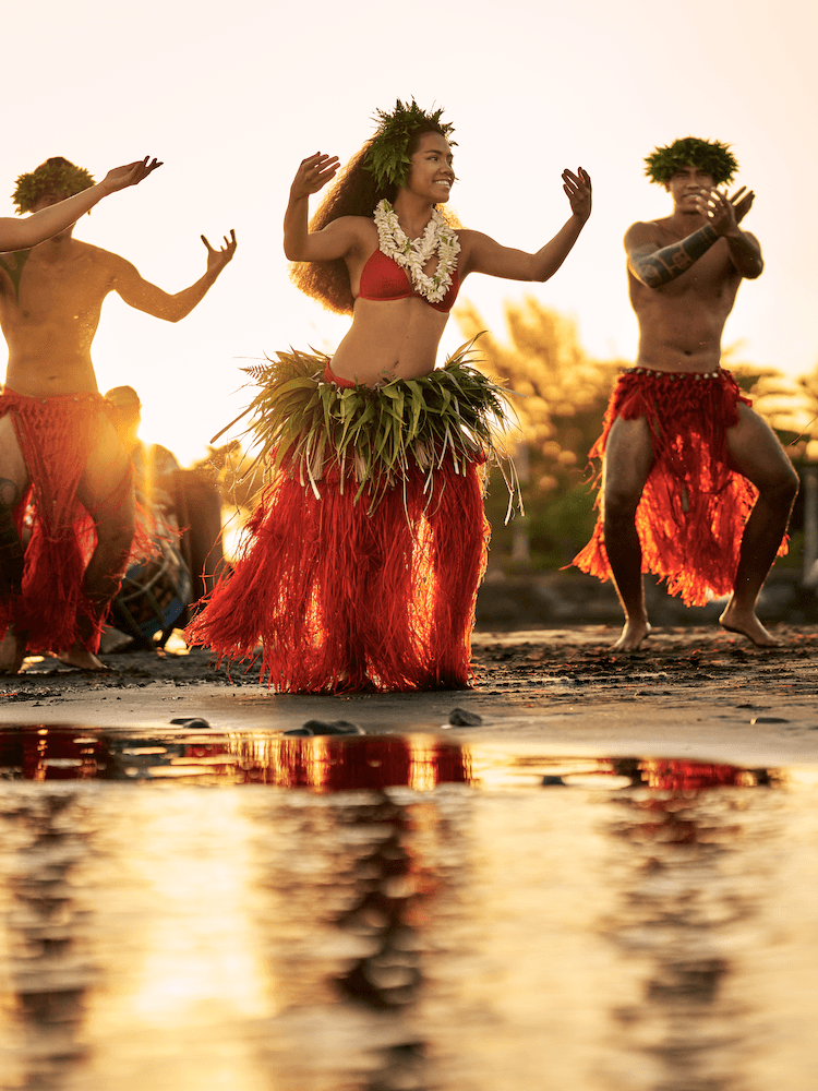 Unique Tahiti - Tahitian Island Tours - Local Dancers on the Beach