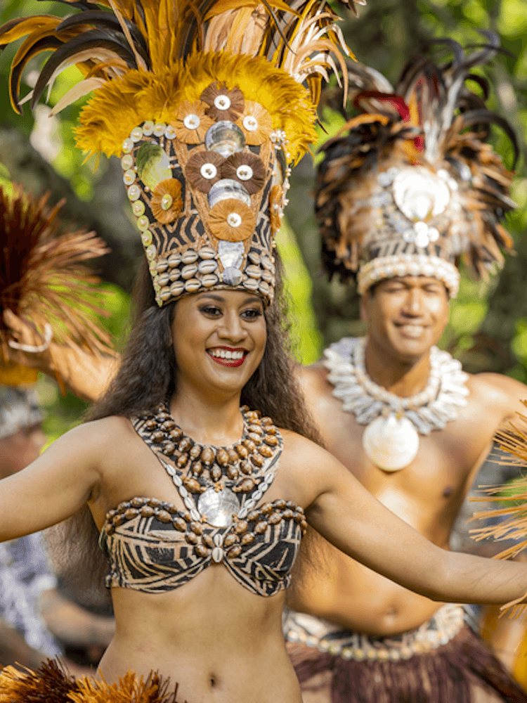 Unique Tahiti - Tours of Tahiti - Beautiful Local Dancer
