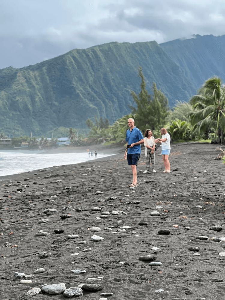 West Cost Full Day Tour of Tahiti - Walking Along Black Sand Beach