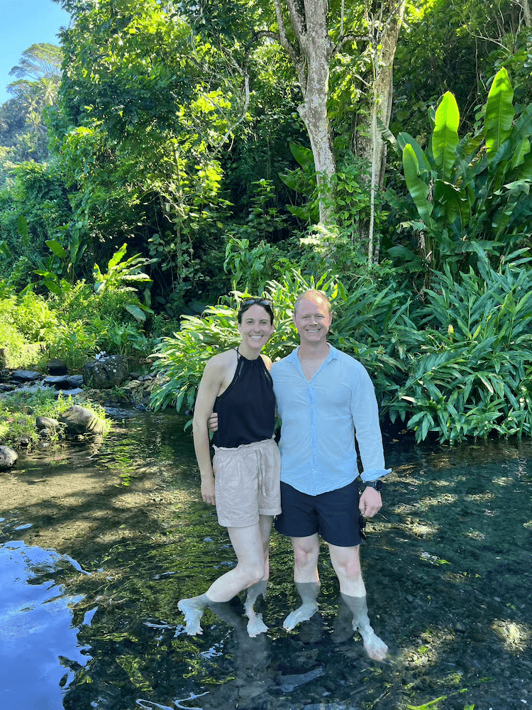 West Cost Half Day Tour of Tahiti - Couple Exploring the Beautiful Island