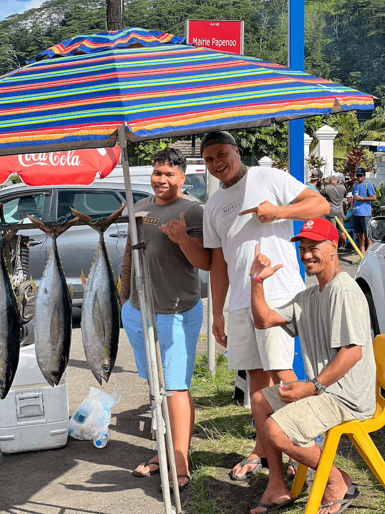 West Cost Half Day Tour of Tahiti - Local Fishermen