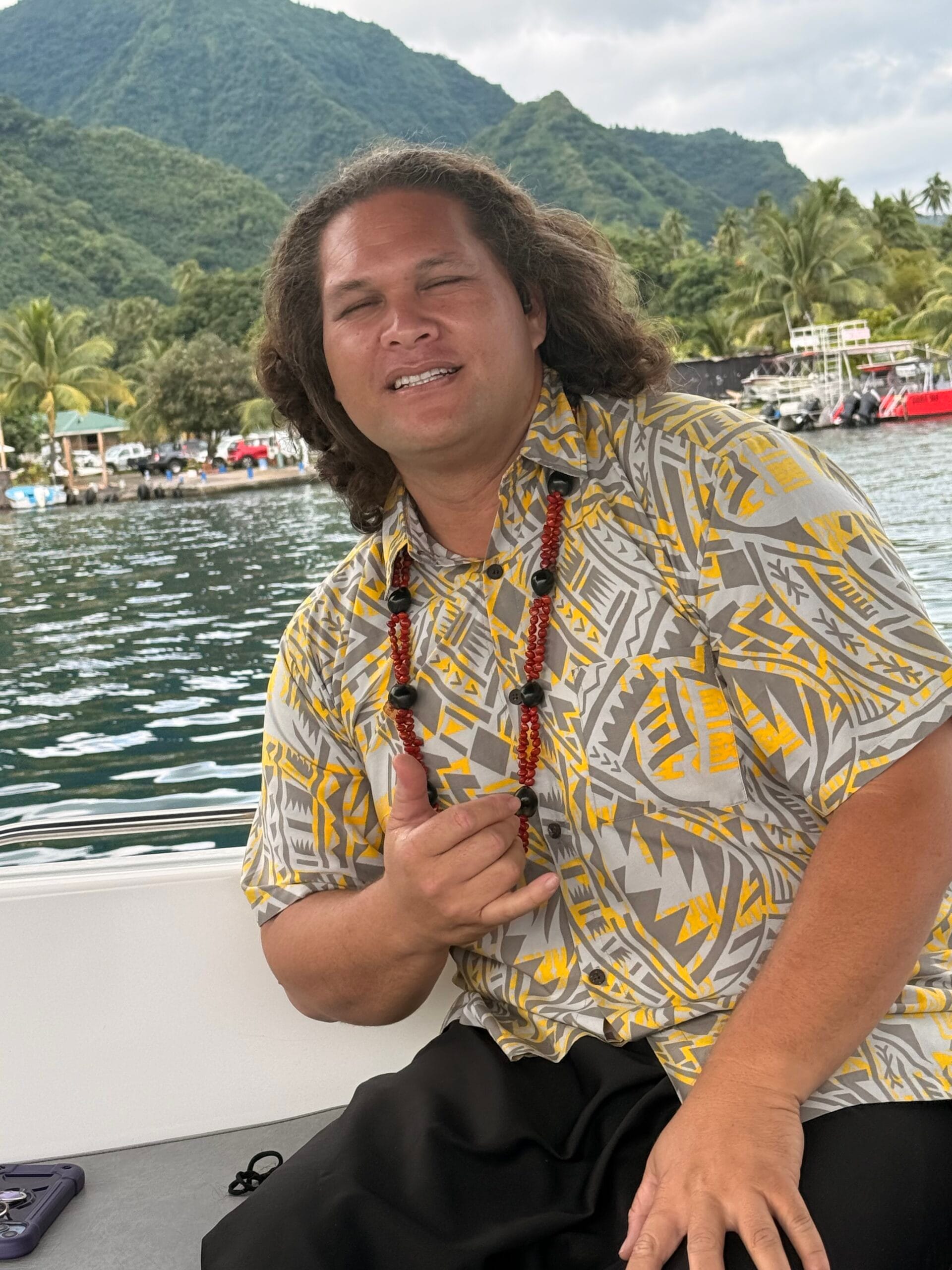 Gana - Unique Tahiti Tour Guide
